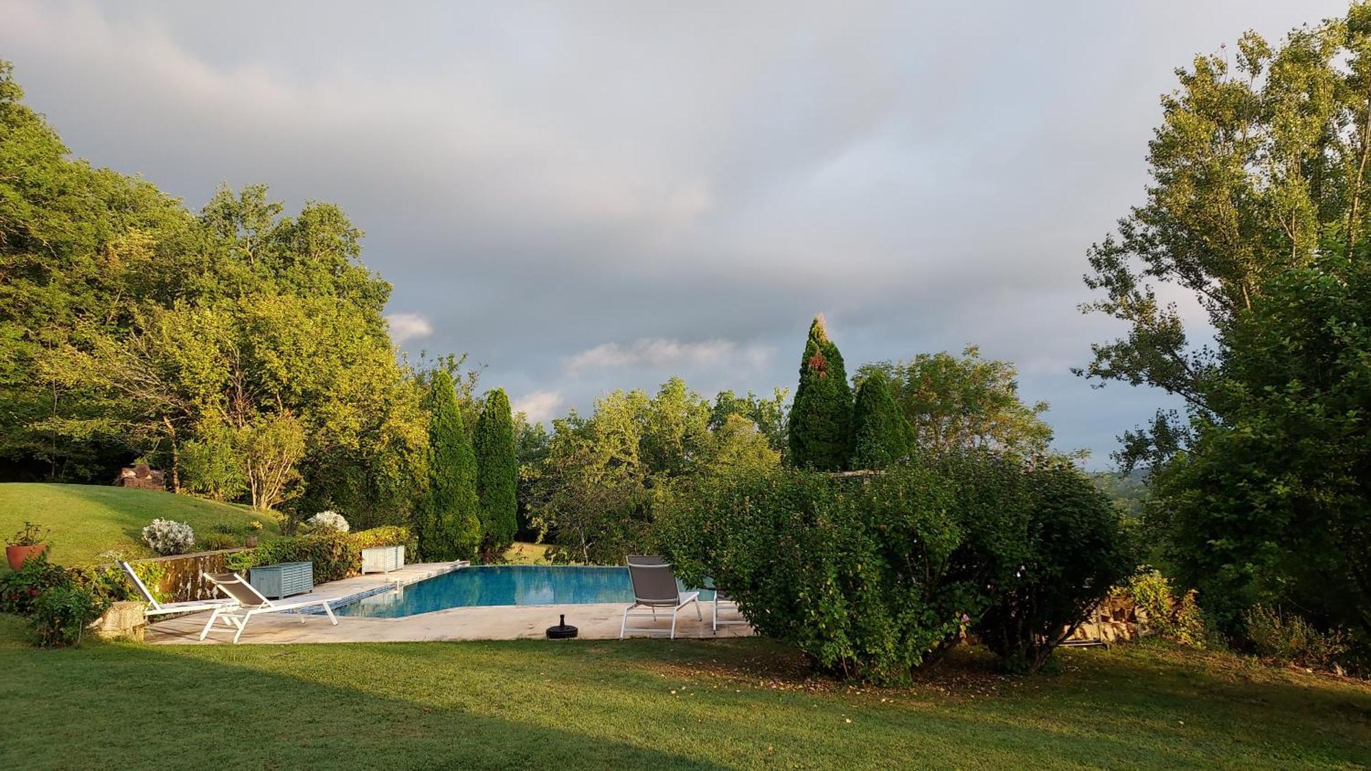 Hotel Manoir Le Moulinal47 - Vue Panoramique Courbiac Exterior foto